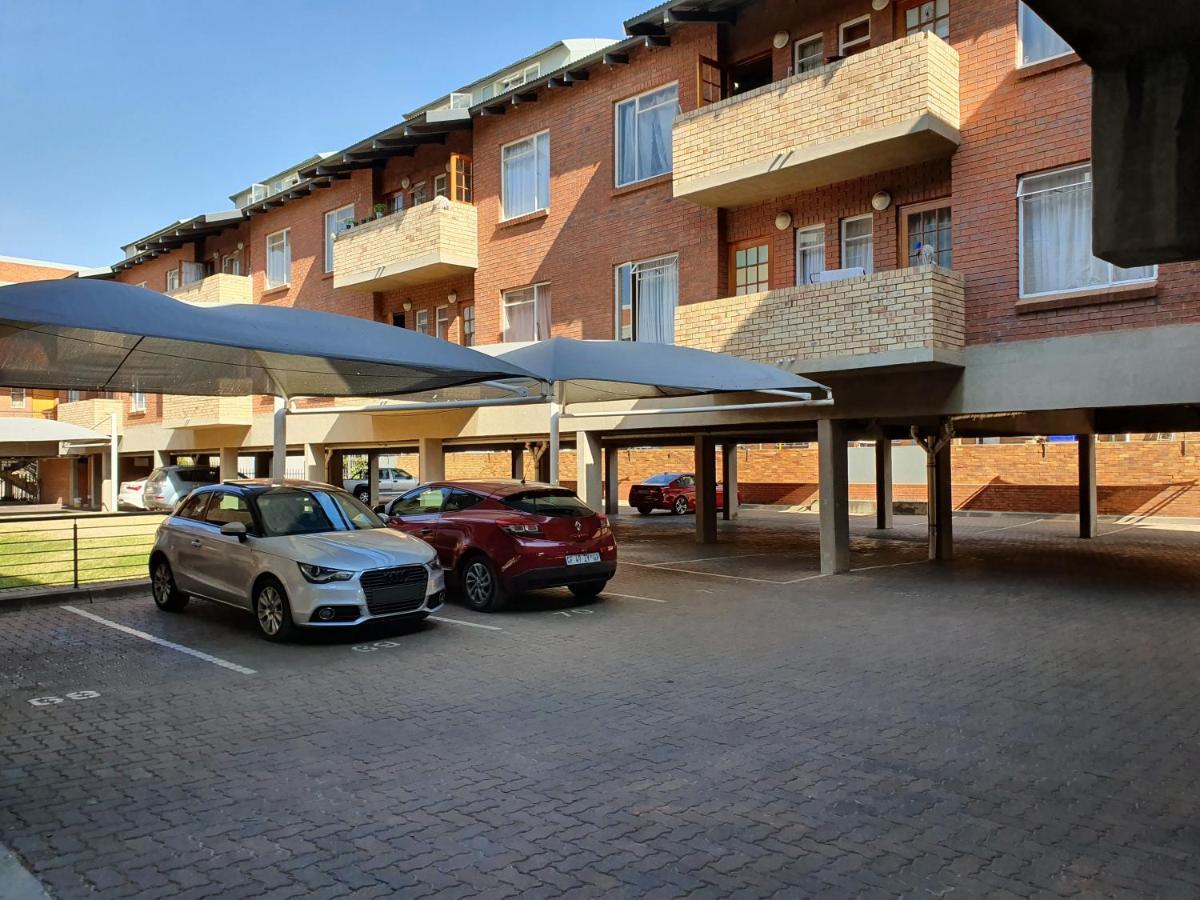 Melville Mews-2- Auckland Park Johannesburg Exterior photo